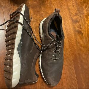 Like New Col Hasan sneakers size 9.5